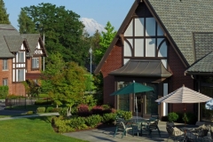 02.Tobey-Jones-Bistro-Patio-Mt.-Rainier.