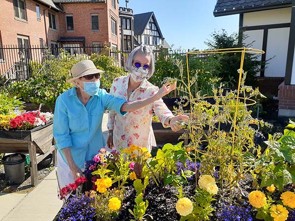 Choosing Retirement Community in Tacoma